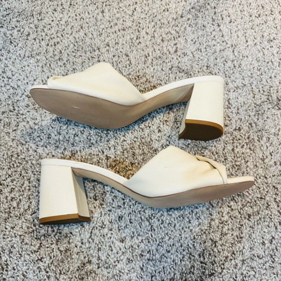 NEW Loredo Heeled Sandal In Ivory Vanilla Nordstrom Rack Size 10 - Picture 4 of 8
